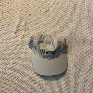 Aritzia Gray Women's Cap